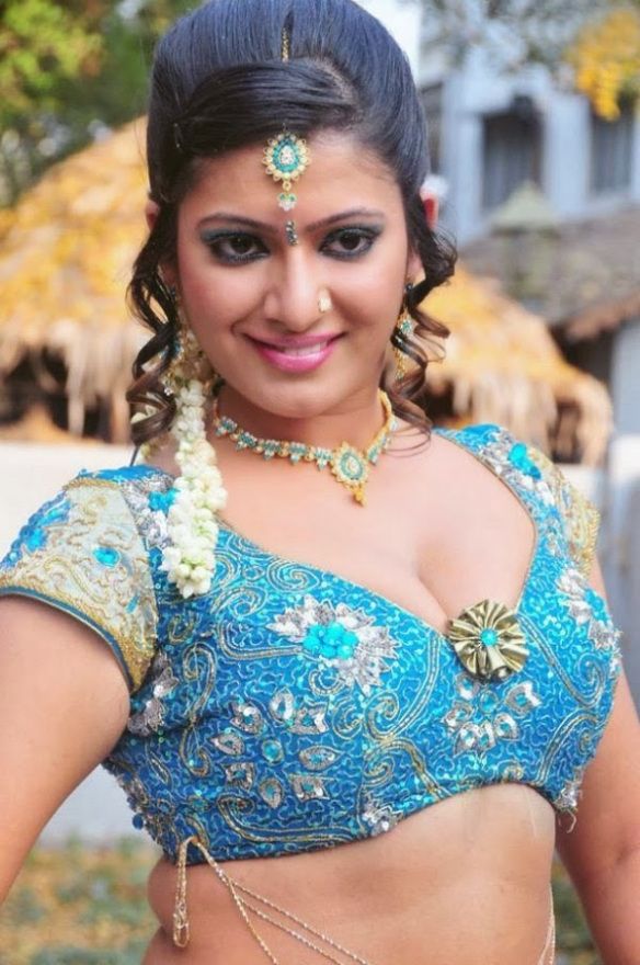 iසරාගි තොල